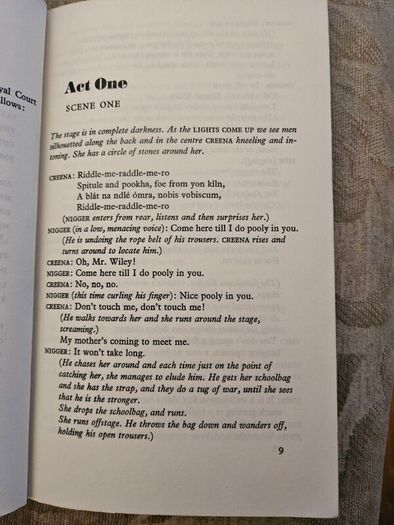 Edna O'brien. A Pagan Place. A Play. First Edition Paperback In Good Condition.  See Photos For Same.