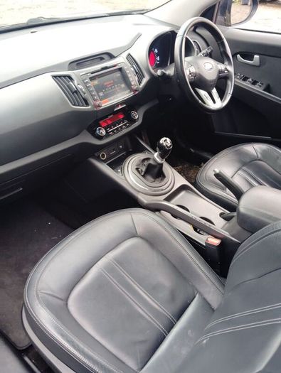 Breaking Kia Sportage 2013 1.7 diesel