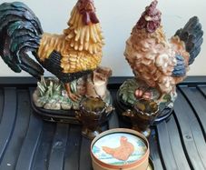 Cockerell and hen plus, around ten or 12 inches tall
