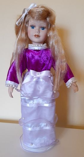 Porcelain dolls