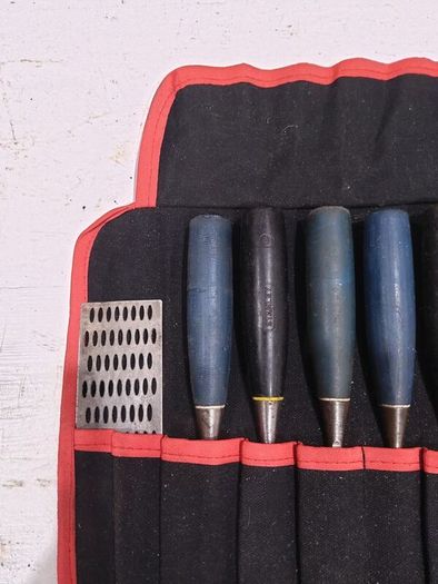 set of vintage graduated chisels