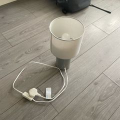 Table lamp