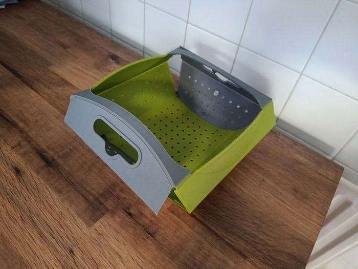 Collapsible Collander / Strainer