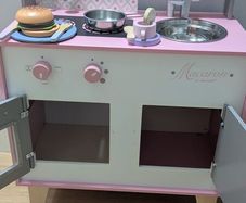 Toy Kitchen