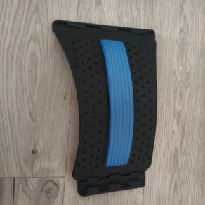 Adjustable back stretch board