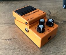 Boss DS-1 Classic Distortion pedal