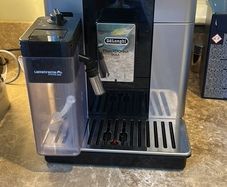 Delonghi Coffee Machine