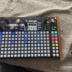 Synthstrom Deluge