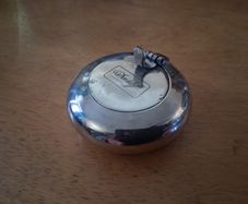 Davidoff Cigars pocket travel ashtray