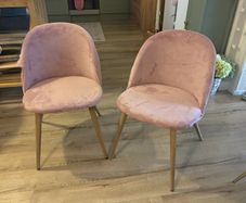 Chairs (x 2)