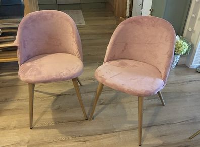 Chairs (x 2)