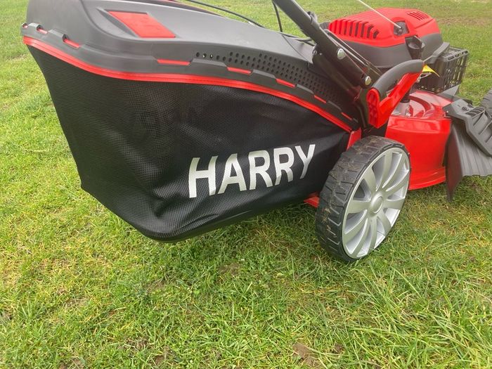 Harry Lawnmower