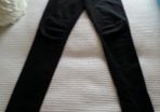 H&M Black Skinny Jeans - Size 6