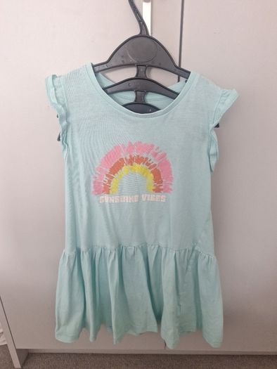 REDUCED Girls 4-5 years clothes bundle