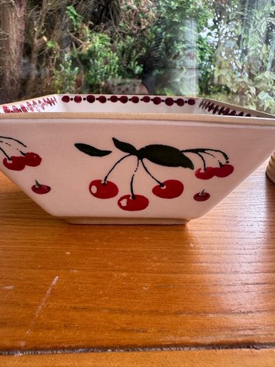 WANTED . Nicholas Mosse 5 inch square cherry bowl