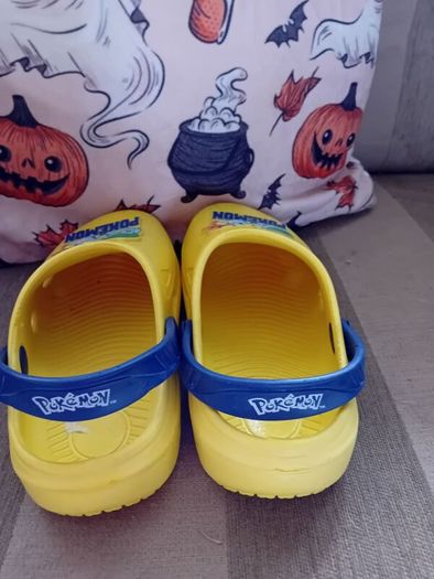Kids shoes