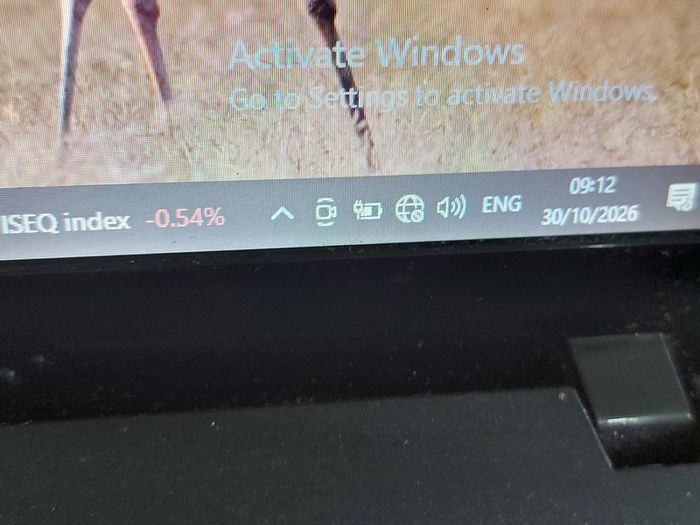 Packard Bell 15.6 inch Laptop, Model mNo. P5WS0, Intel Core i3-2310M CPU, 2.1GHz, 6GB Ram, 500GB Ram, Windows 10, Microsoft Edge, Chrome and VLC
