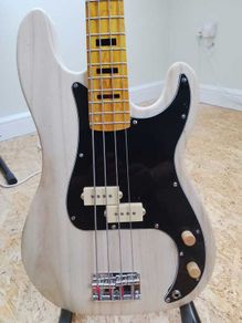 Custom made Precision Bass HIGH OUTPUT