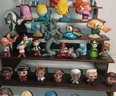 Collection Of Disney Figures Doorables, Jake , Sleeping Beauty, Nemo,Tomorrowland G/c