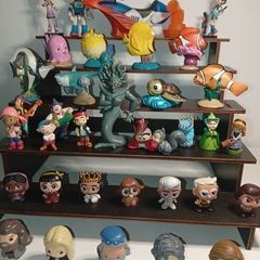 Collection Of Disney Figures Doorables, Jake , Sleeping Beauty, Nemo,Tomorrowland G/c