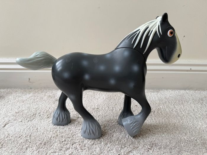 Wissper 109358375 Grass World Play Set Grey ONLY Horse Simba USed Dity PLease see pictures