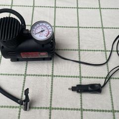 Carpoint mini air compressor