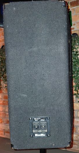 Pair of Carlsbro Speakers