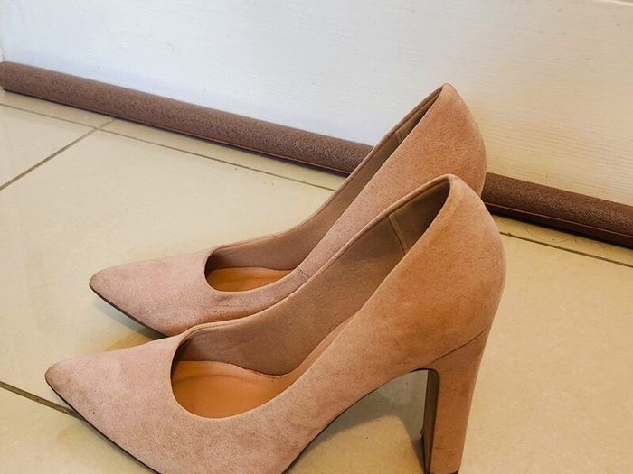Light Pink Suede High Heels New Look