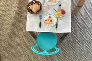 Our generation pizzeria dining set