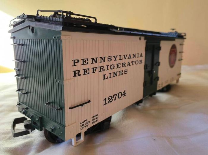 LGB Pennsylvania Refrigeration car 43800