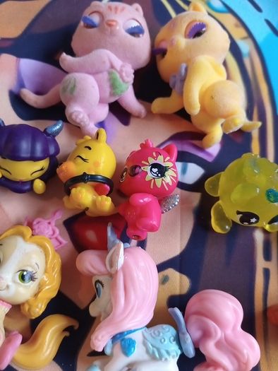 collectable figures