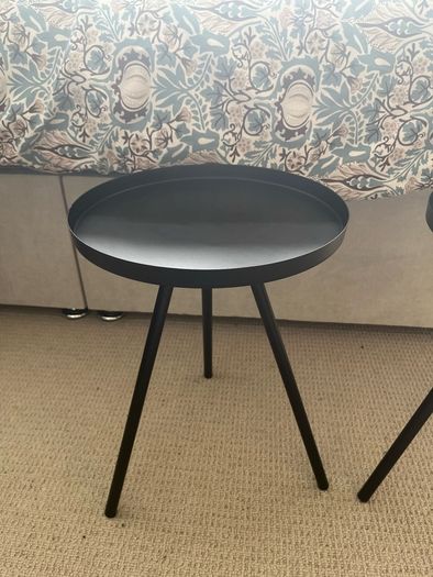 2 x side tables