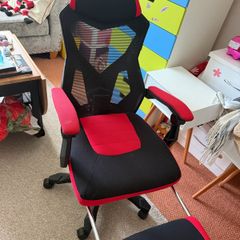 office chair with footrest