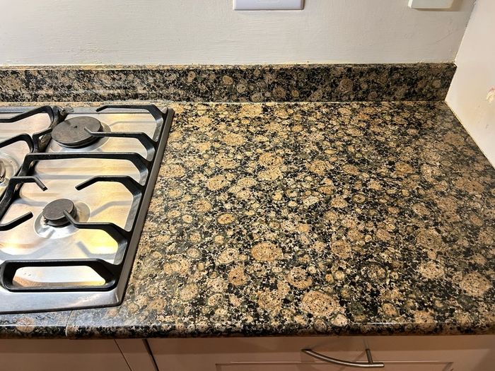 Solid Granite Kitchen Countertop