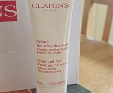 Clarins Hand & Nail Treatment Cream 50mls / NEW\