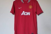 Manchester United 2011-12 xl boys shirt ferdinand number 5 on back in excellent condition