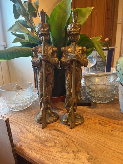 Brass soldiers