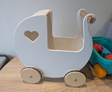 moover wooden pram