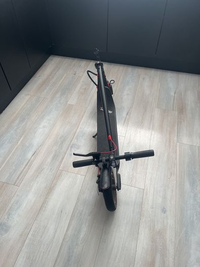 E scooter