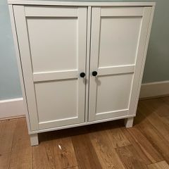 white cabinet