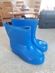 Kids Blue Wellies Various Sizes Available