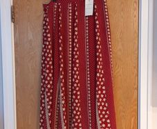 Address Red Skirt. S.16 .   B.N.W.T