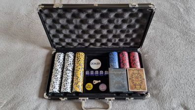 Blizzard Poker set