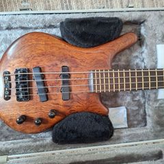Seriously nice '91 Warwick NT Thumb + hardcase for sale only