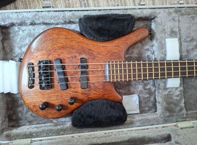 Seriously nice '91 Warwick NT Thumb + hardcase for sale only