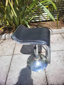3 stools for counter