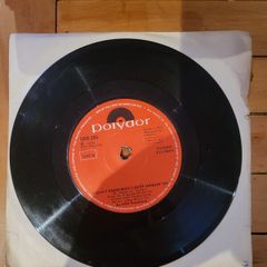 Yvonne Elliman Love Me 7 inch single