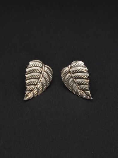 Vintage 925 Sterling Silver Leaf Stud Earrings