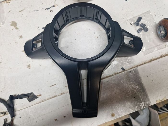 BMW Steering Wheel Surround / Trim F80 F82 F30 F32
