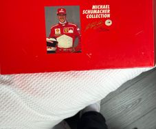 Paul's Model Art Ferrari F300 1:18 scale - Michael Schumacher